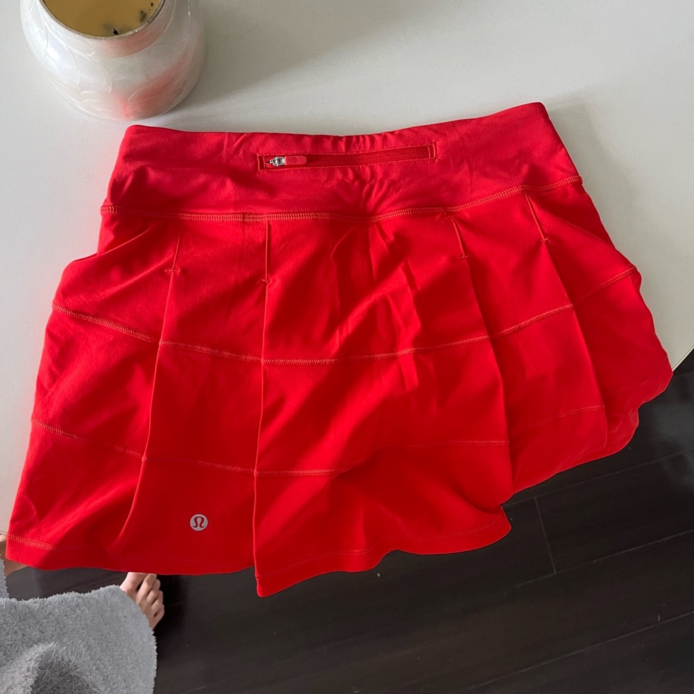 Red Lulu skirt size 4 worn once